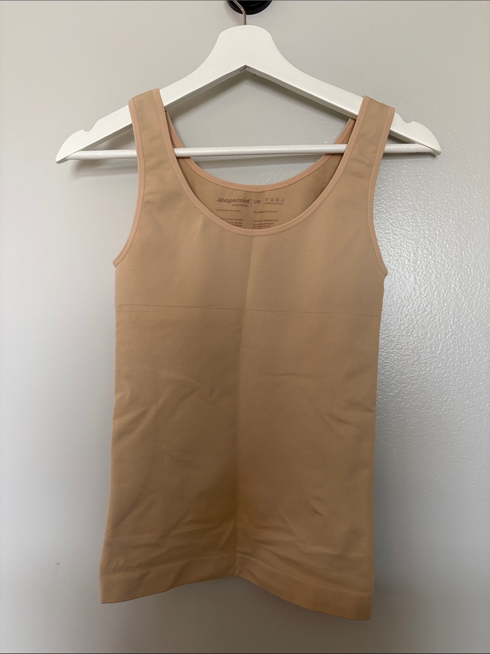 Shapermint Nude Beige Scoop Neck Tank